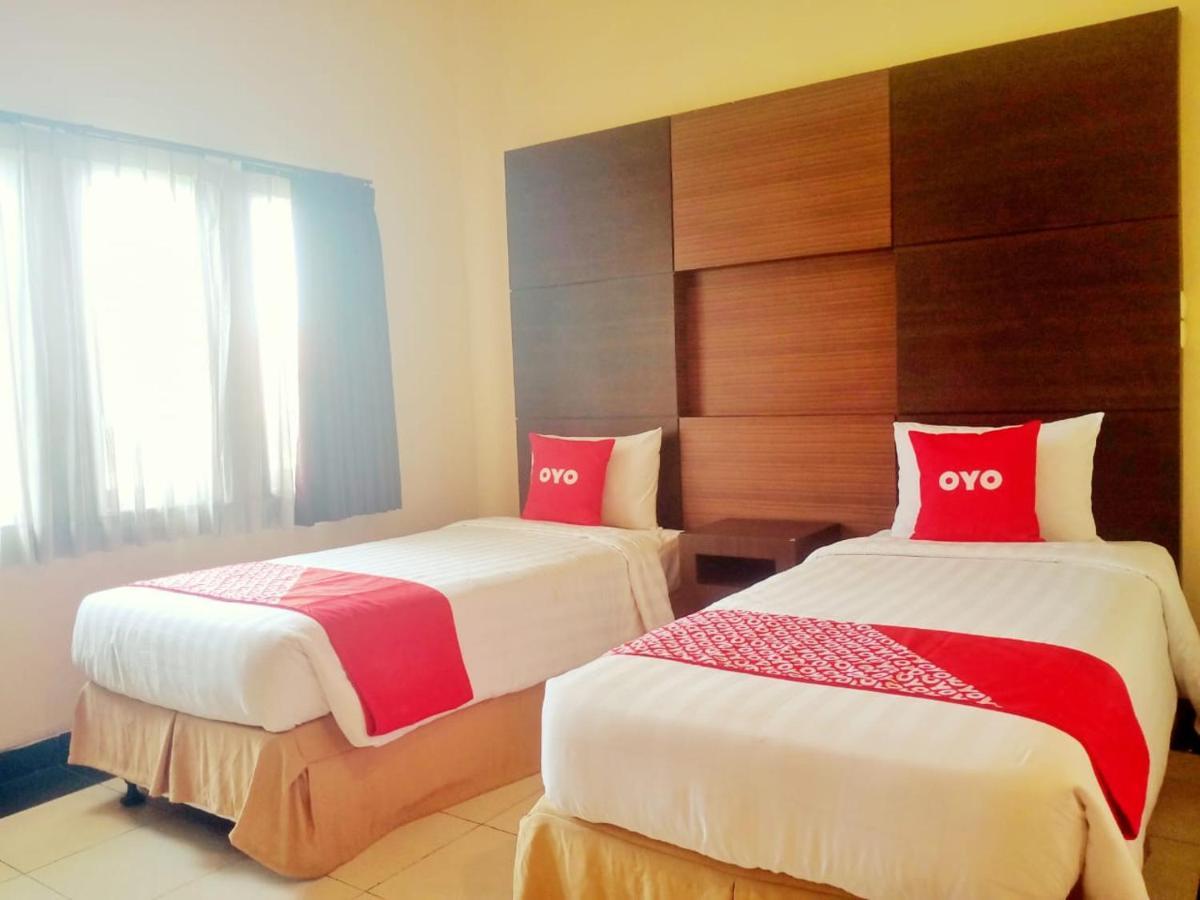 Oyo 90102 Edotel Hotel By Dbest Hospitality Bandung Exteriér fotografie