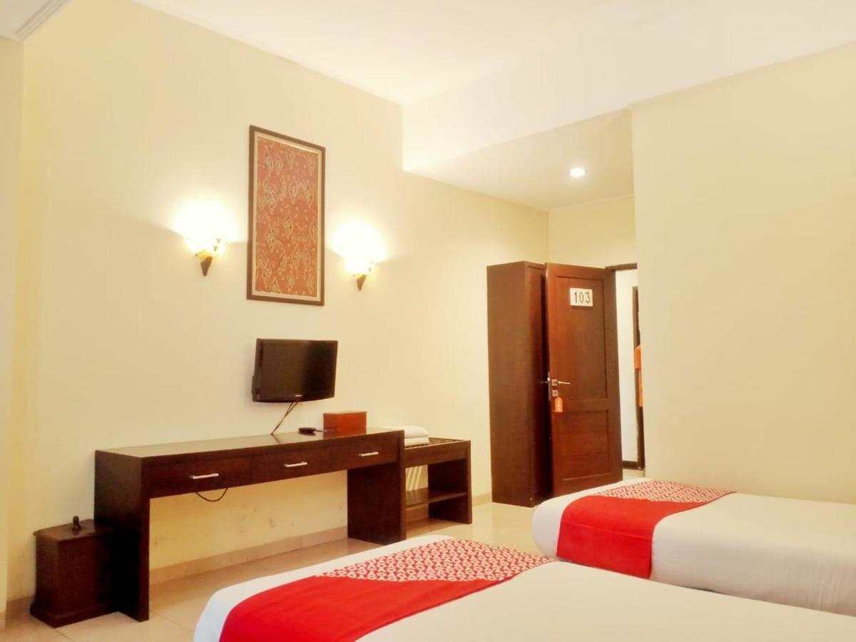 Oyo 90102 Edotel Hotel By Dbest Hospitality Bandung Exteriér fotografie